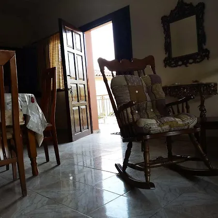 Διαμέρισμα Bougos House Γαστούνη